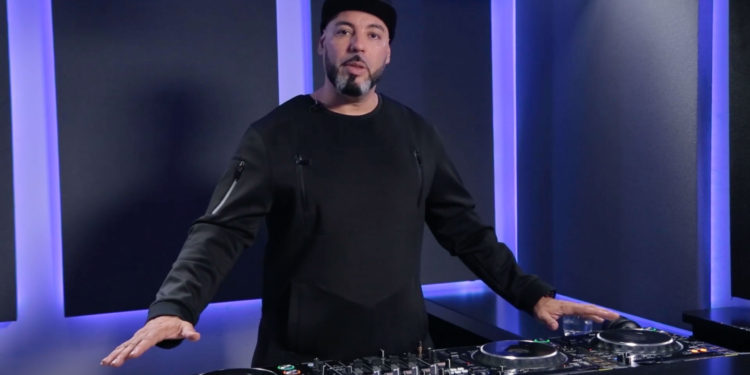 Roger Sanchez DJ tips